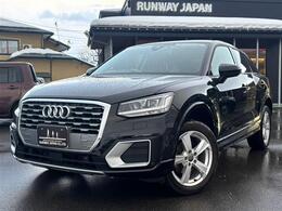 アウディ Q2 30 TFSI スポーツ コンビニP バーチャルCP Pバックドア