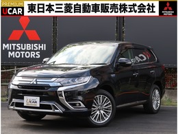 三菱 アウトランダーPHEV 2.4 G 4WD ナビ　全方位カメラ　電池残量86パー