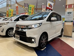三菱 eKカスタム 660 T セーフティパッケージ 4WD ターボ　ブレーキアシスト　全方位モニター