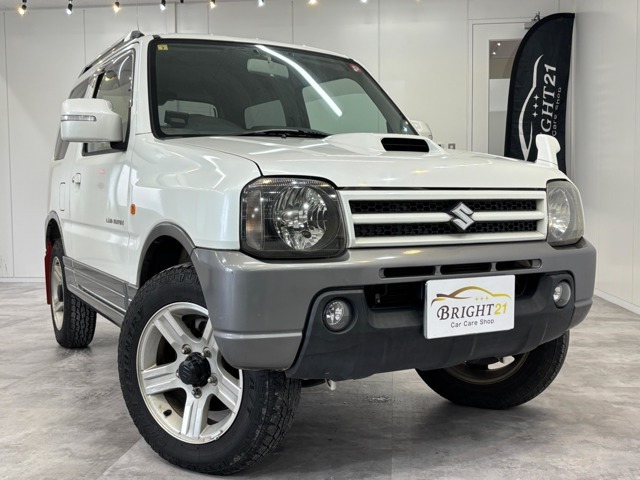 4WD　ETC　ナビ　アルミホイール　キーレスエントリー　電動格納ミラー　シートヒーター　革シート　AT　衝突安全ボディ　記録簿　ABS　エアコン　パワーステアリング　パワーウィンドウ