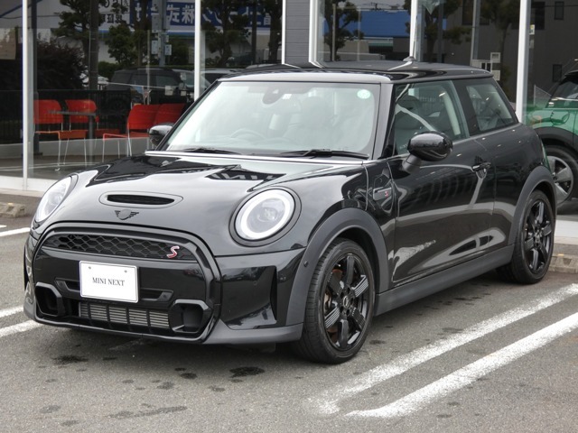 当店の中古車をご覧いただき、ありがとうございます！MINI クーパーS 3ドアのご紹介です！