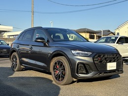 アウディ SQ5 3.0 4WD 新車保証継承 エアサス サンルーフ赤キャリ