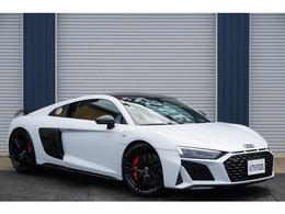 アウディ R8 V10 パフォーマンス 5.2 FSI クワトロ 4WD 左ハンドル　ファインナッパ　B＆O Dステア