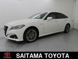 トヨタ クラウン ハイブリッド 3.5 G エグゼクティブ サンルーフ　本革シート　メモリーナビ