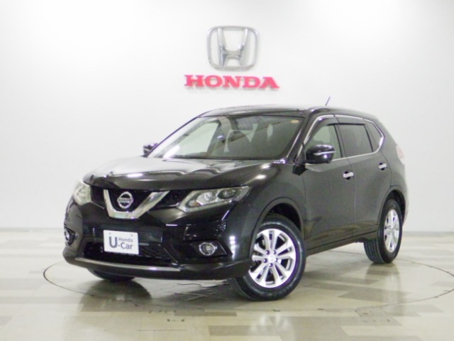 日産エクストレイルが入庫しました。純正ナビにアランドビュカメラにパーキングアシスト、ETC、LEDヘッドライト、オートライト、シートヒータ、純正アルミホイール、Bluetooth、ETC、地デジ等装備
