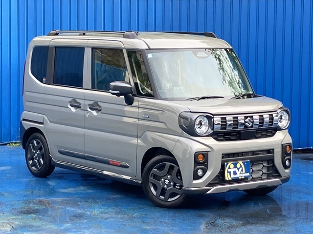 【有限会社クライス】です。当社のウリは中古車を中古と思わせない【業界トップクラスの仕上げ】が魅力です！！また、高価買取・アフターメンテナンス・自動車保険などお車に関わること、全てお任せください！！