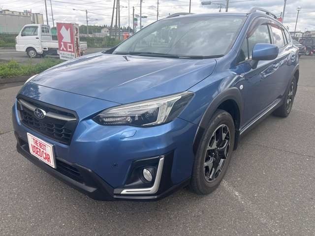 人気のSUV　スバルXV　装備充実なお車です。