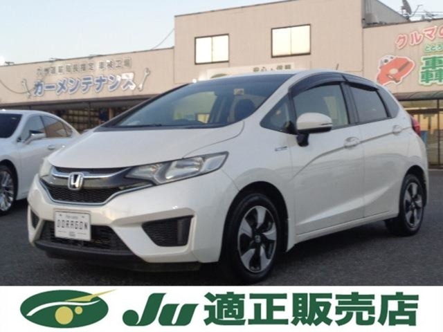 販売車輌は全車（一部対象外車輌あり弊社規定による）1年間走行距離無制限の保証付きです。全国保証になりますので遠方のお客様でもお近くの各ディーラーにて保証修理が可能です。※2年～3年の長期保証プランあり