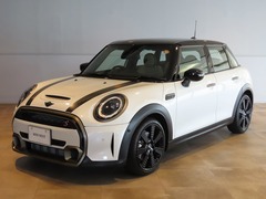 ミニ MINI の中古車 クーパーS 5ドア レゾリュート エディション DCT 神奈川県横浜市港南区 369.0万円