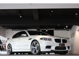 BMW M5 4.4 後期モデル/コンフォートP/赤革/記録簿