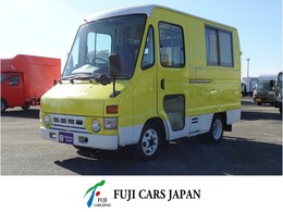 トヨタ ダイナアーバンサポーター 移動販売車　キッチンカー　フードトラック 3槽シンク　家庭用冷蔵庫　ウインドウエア