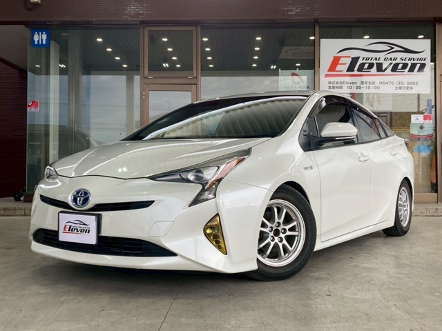 人気な50プリウス入庫いたしました☆装備も充実でおススメのお車です☆まずは在庫確認よりお問い合わせください！