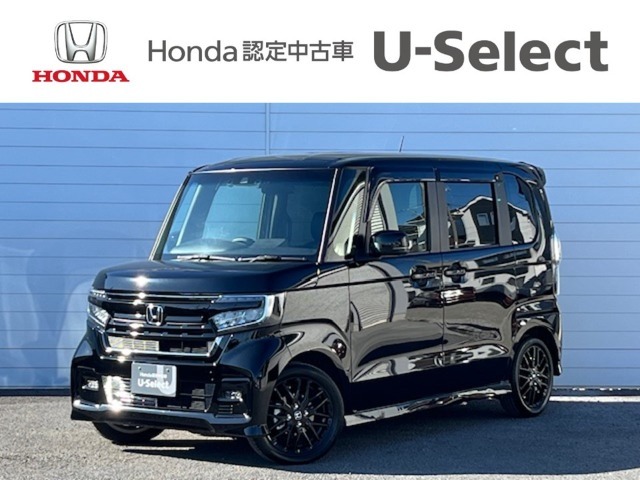 この度はHondacars熊谷U-Select本庄店のお車をご覧いただきありがとうございます。2022年式のN-BOXカスタムが入庫しました。お問い合わせ・ご来店を心よりお待ちしております。