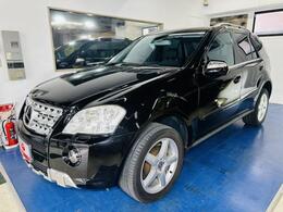 メルセデス・ベンツ Mクラス ML350 4マチック 4WD AMGスポーツパッケージ
