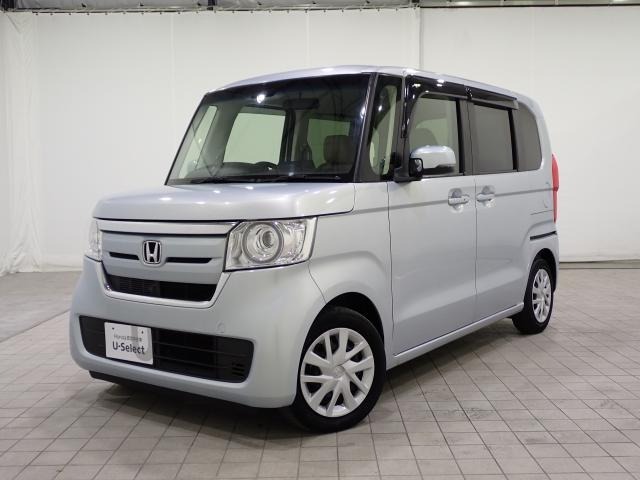 ワンオーナーのN-BOX　G・ホンダセンシングが入庫。純正ナビにシートヒータやドアバイザー、ETC、LEDライト、オートライト、Rカメラ、フルセグ、録音再生機能、BTA、USB、ロールサンシェード装備