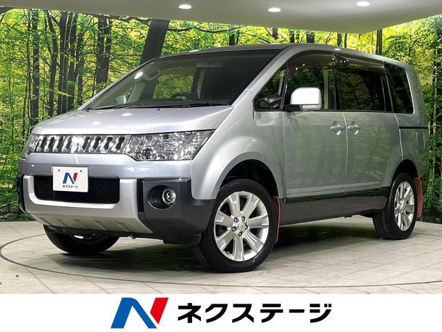 後席モニター　両側電動ドア　バックカメラ　寒冷地仕様　スマートキー