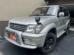 トヨタ ランドクルーザープラド 3.0 TXパッケージI ディーゼルターボ 4WD KZJ95W  5MT