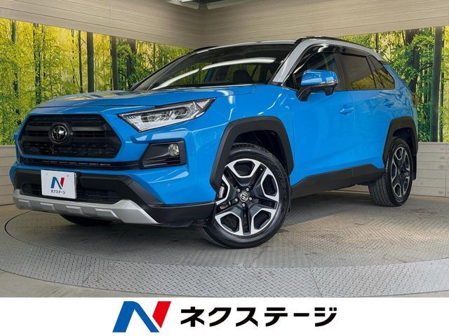 4WD　SD9型ナビ　後席モニター　バックカメラ　衝突被害軽減システム