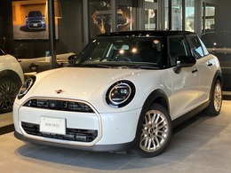 ミニ ミニ クーパーC 5ドア DCT フェイバード　紺シート　17インチホイール