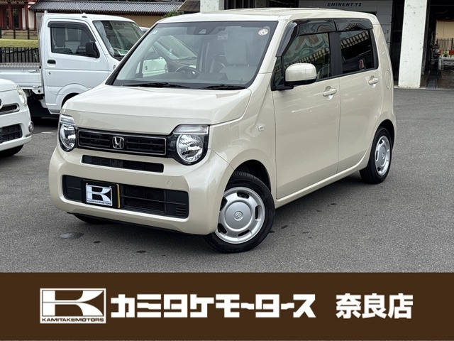 ★軽自動車・普通車の届出済み未使用車の専門店です★　　　　　　★関西最大級の大型展示スペースで、在庫600台を実際に見て、触って頂けます★