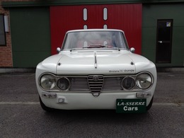 アルファ　ロメオ ジュリア T I スーパー Giulia T.I.Super