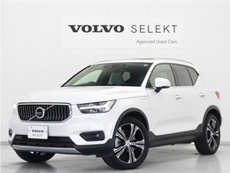 ボルボ XC40 リチャージ プラグイン ハイブリッド T5 インスクリプション PHEV サンルーフ ドラレコ 白革 19インチAW