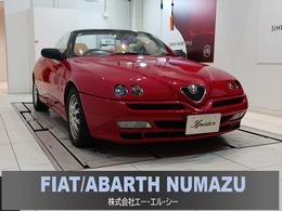 アルファ　ロメオ アルファスパイダー 3.0 V6 24V /3000cc/右ハンドル6速MT/レザーシート/CD