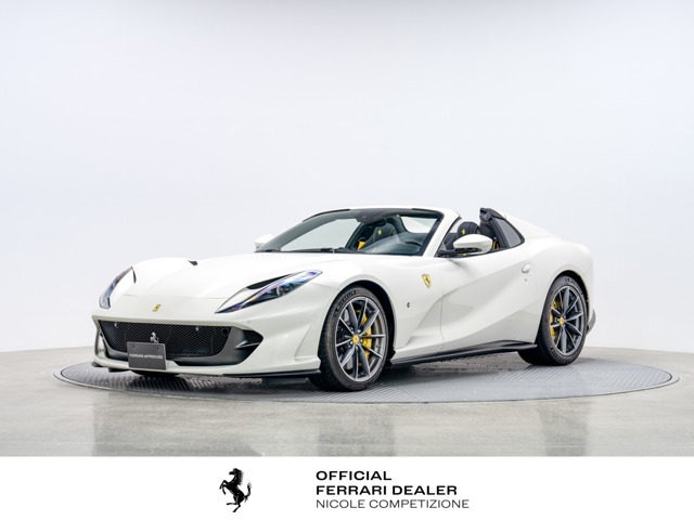 フェラーリ正規ディーラー「NIcole Competizione」認定中古車をご覧頂き、誠にありがとうございます。【812 GTS】のご紹介です。