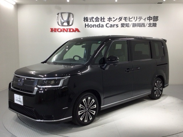 全国納車可 第三者機関証明書付 Honda SENSING 1年保証 ナビLXM-247VFLI フルセグ Rカメラ マルチビュ- CD録音装備のステップワゴンe:HEVスパーダプレミアムライン入庫！