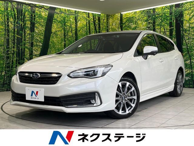 禁煙車　衝突被害軽減装置　純正SDナビ　レーダークルーズコントロール