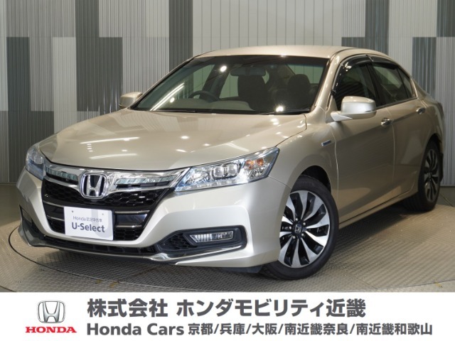 当店の販売車両はほとんどが自社での下取車とデモカー(展示　試乗車)から構成されており、安心してご購入できます。