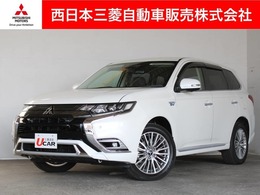 三菱 アウトランダーPHEV 2.4 G 4WD メモリーナビ　全周囲カメラ　スマートキー