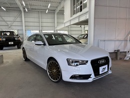 アウディ A5 2.0 TFSI クワトロ 4WD ベージュレザー　RSゴールドアルミ