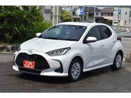 トヨタ ヤリス 1.5 ハイブリッド Z パール　純正ナビTV　全方位カメラ　BSM