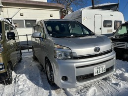 トヨタ ヴォクシー 2.0 トランスX 4WD 