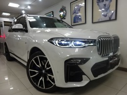 BMW X7 xドライブ35d Mスポーツ ディーゼルターボ 4WD ワンオーナー車　リアエンター