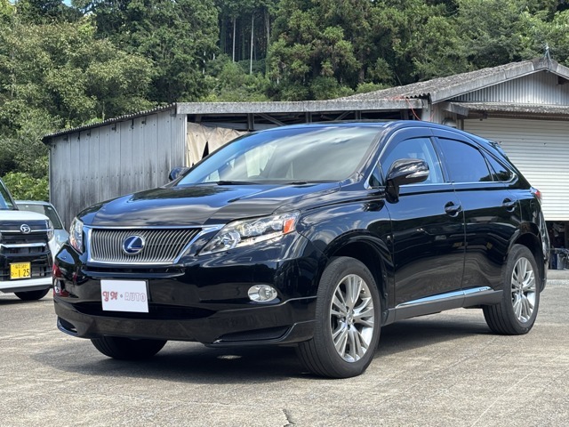 ワンオーナー・純正ナビ/フルセグ・バックカメラ・スマートキー・クルコン・プッシュスタート・純正アルミ・電動シート・電動バックドア・ETC・ヘッドアップディスプレイ