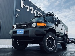 トヨタ FJクルーザー 4.0 ブラックカラーパッケージ 4WD 関東仕入れ リフトアップ 社外ナビ Bカメラ