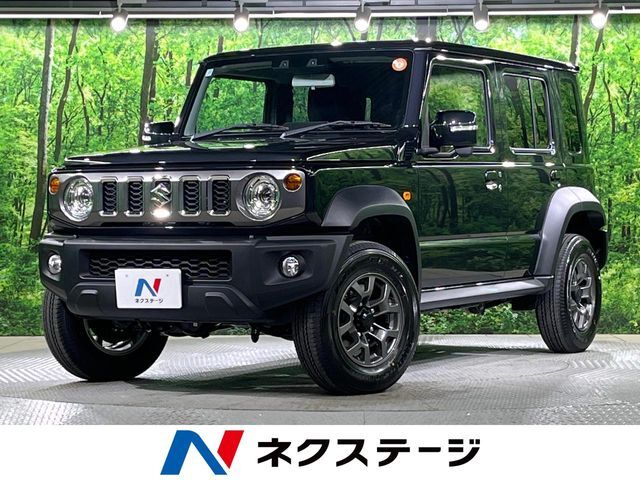 4WD　衝突被害軽減システム　レーダークルーズ　禁煙車　コーナーセンサー