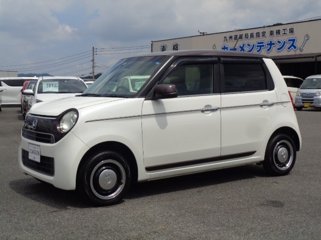 販売車輌は全車（一部対象外車輌あり弊社規定による）1年間走行距離無制限の保証付きです。全国保証になりますので遠方のお客様でもお近くの各ディーラーにて保証修理が可能です。※2年～3年の長期保証プランあり