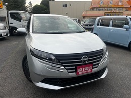 日産 ノート 1.2 X FOUR 4WD 