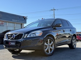 ボルボ XC60 T6 AWD 4WD ヒーター付電動革シート ETC Bカメラ ナビ
