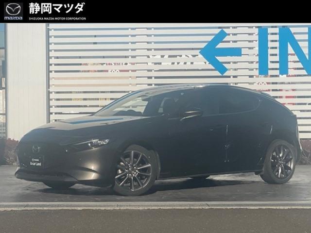 令和2年式MAZDA3ファストバック15Sツーリングのマニュアル車（MT車）です。