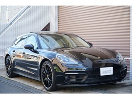 ポルシェ パナメーラスポーツツーリスモ 4 PDK 4WD マルサラ＆クリームレザー　スポーツクロノ