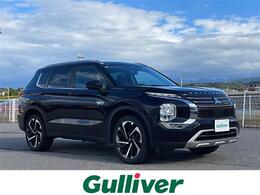 三菱 アウトランダー PHEV 2.4 G 4WD 禁煙車/純正ナビ/全方位カメラ/4WD/ETC