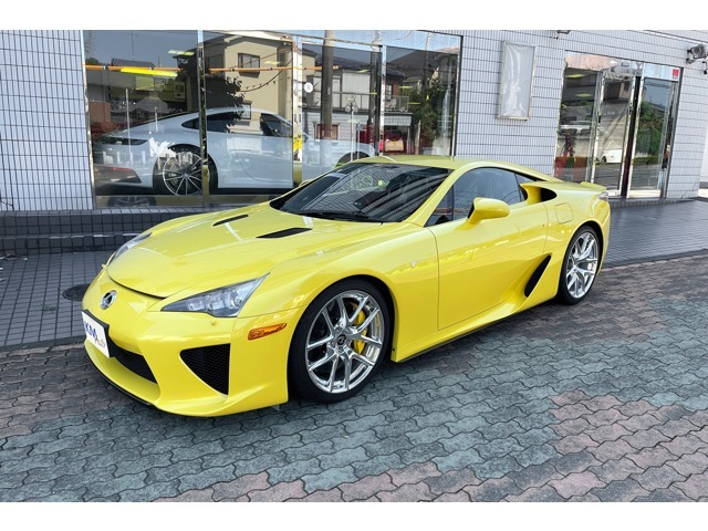 レクサス LFA 4.8 2012年 900キロ (東京都) KM・AUTO - carview! レクサス LFA 4.8 2012年 900キロ (東京都) KM・AUTO - carview!