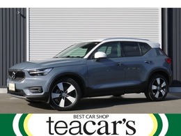 ボルボ XC40 B4 AWD モメンタム 4WD 4WD　パワーシート　パワーバックドア