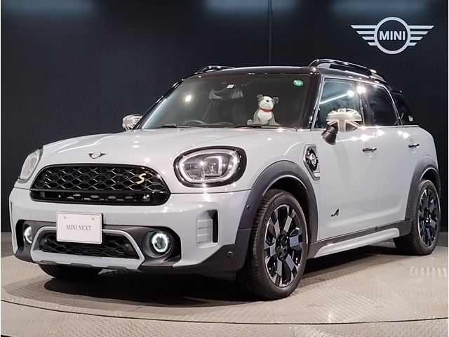 ☆MINI　クロスオーバー専門店☆！クロスオーバーを買うなら箕面店です！！クロスオーバーをご検討頂く際は一度箕面店にご相談下さい！