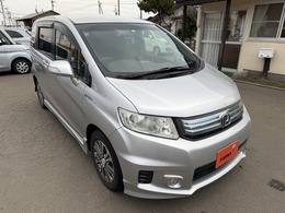 ホンダ フリードスパイクハイブリッド 1.5 ジャストセレクション 