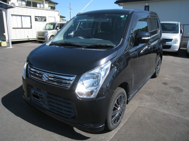 ご覧いただきありがとうございます♪気になったお車がありましたらお気軽にお電話をください♪